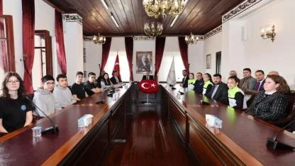 Türkiye Şampiyonu Gençler Vali Aktaş İle Buluştu