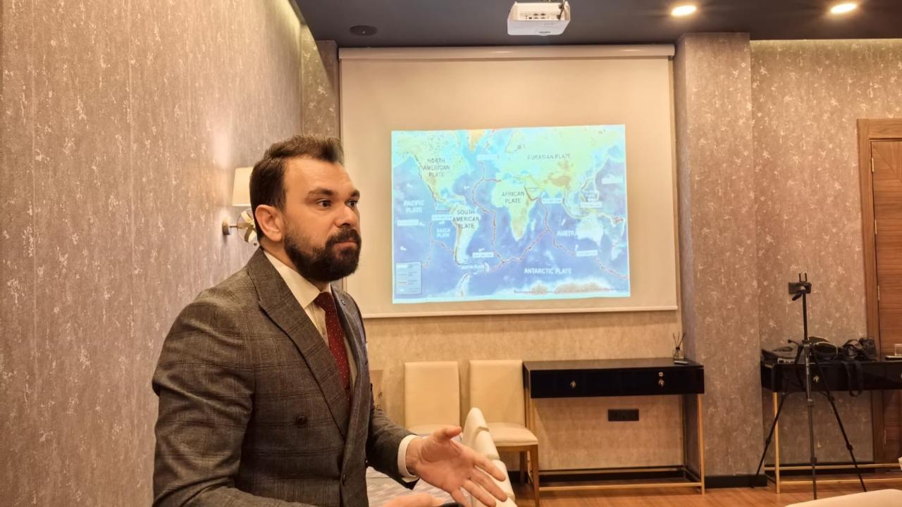 Uzman İsimden Afyon İçin Deprem Uyarısı