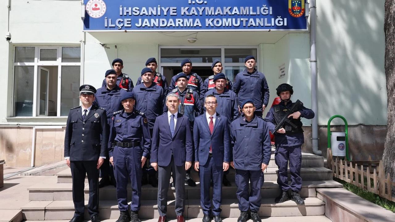 Vali Aktaş’tan İhsaniye İlçe Jandarma Komutanlığı’na Ziyaret