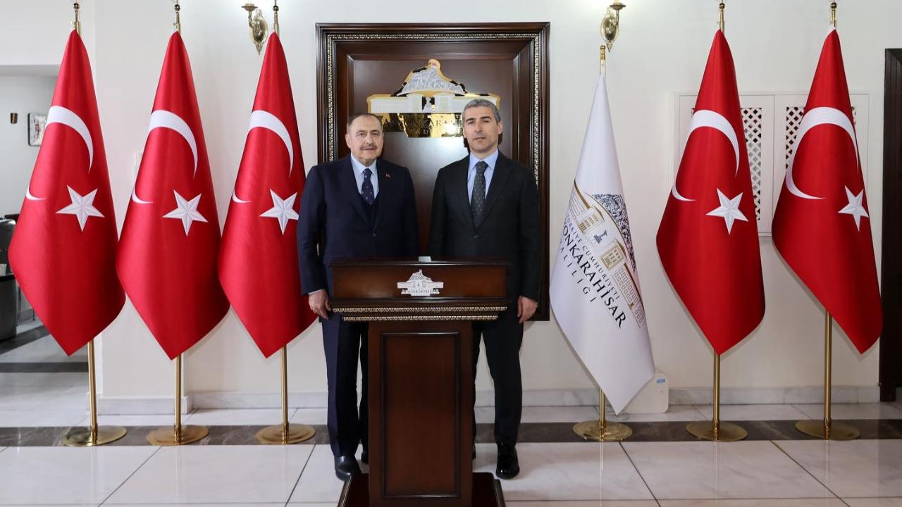 Veysel Eroğlu’ndan Vali Naci Aktaş’a Hayırlı Olsun Ziyareti