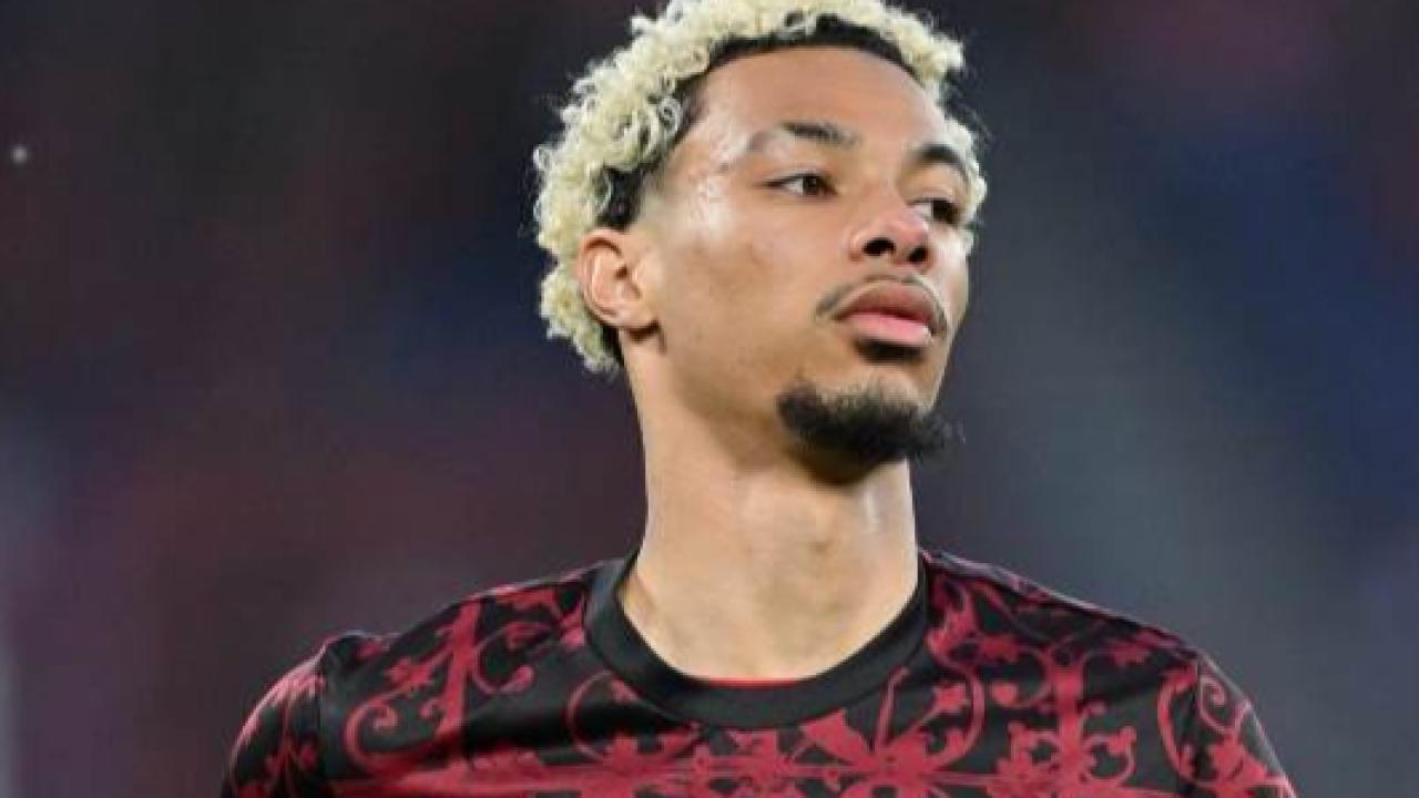 Yıldız Golcüye Büyük Şok!