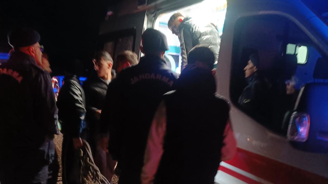 Yolunu Şaşırdı, Çaydan Geçmek İsterken Mahsur Kaldı