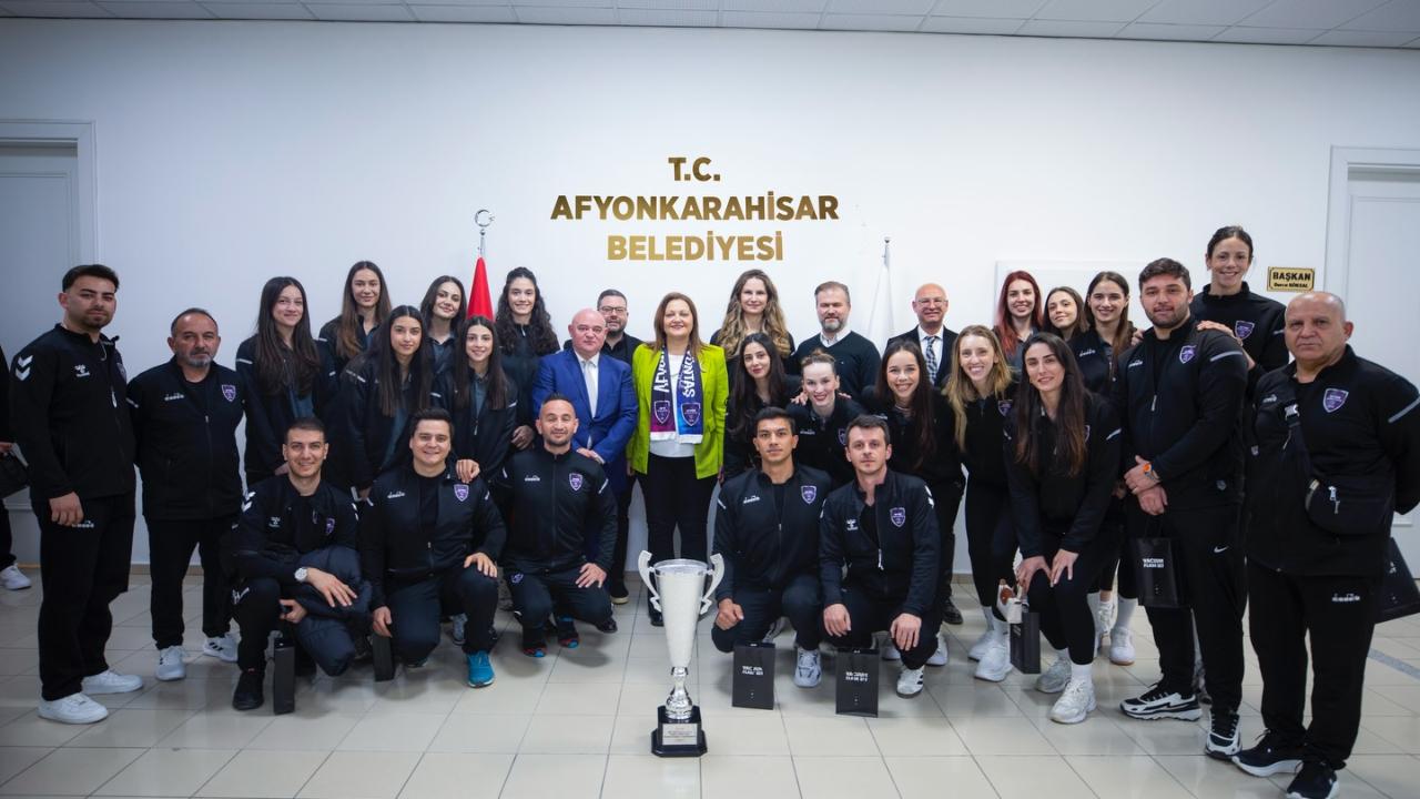 Zaferin Sultanları Şampiyonluk Kupası Afyon’a Getirdi