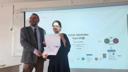 AFSÜ Eczacılık Fakültesinde “Yayın Etiği” Eğitimi Düzenlendi
