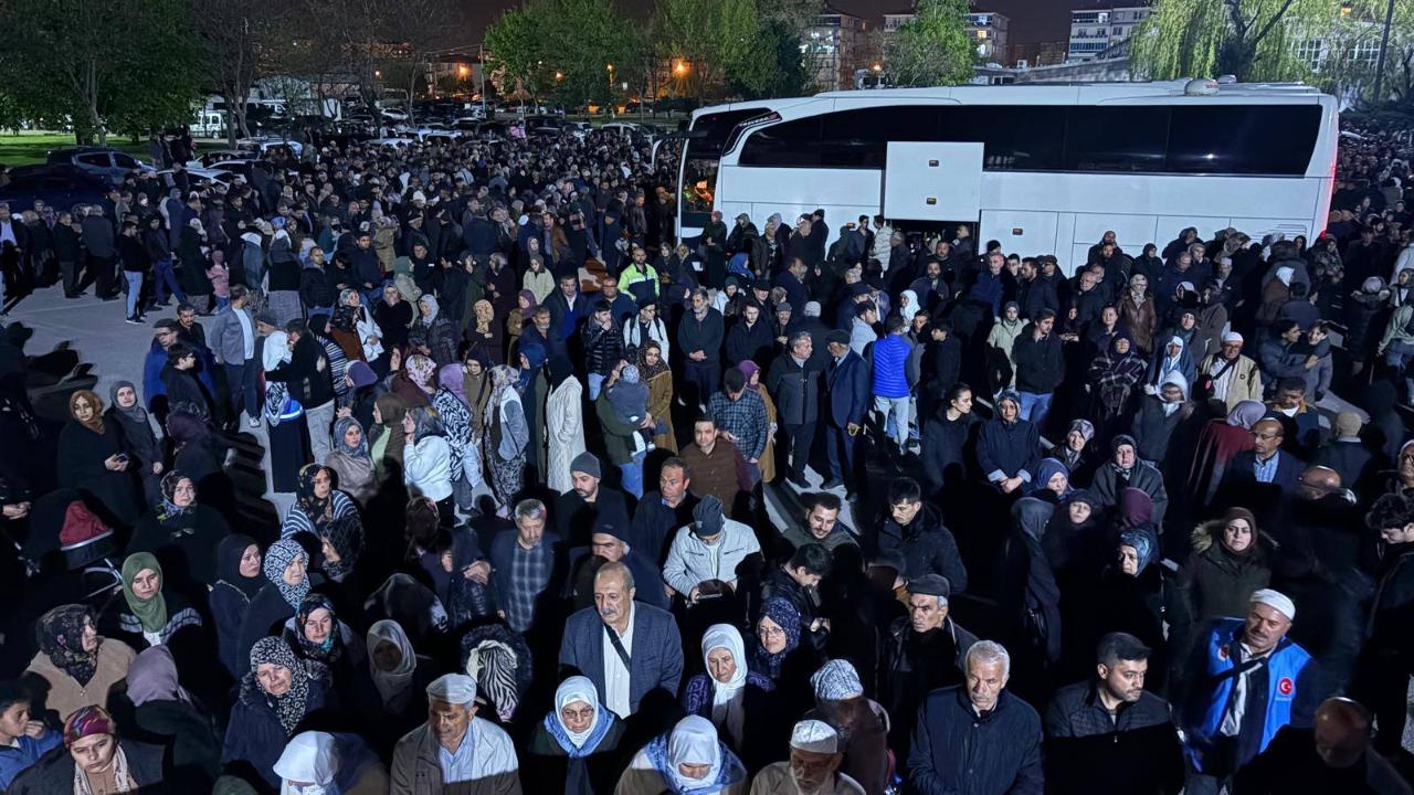Afyon’dan Hacı Adayları Dualarla Kutsal Topraklara Uğurlandı