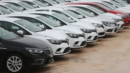 Araba fiyatları artacak mı? Otomotiv devleri o tarihi işaret etti
