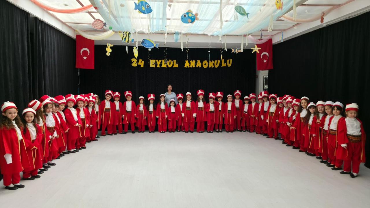 Bolvadin’de Minik Ellerden Dev Gösteri