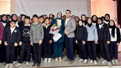 Dr. Samiye Akın Adal, TÜBİTAK Bilim Söyleşilerinde Öğrencilerle Buluştu