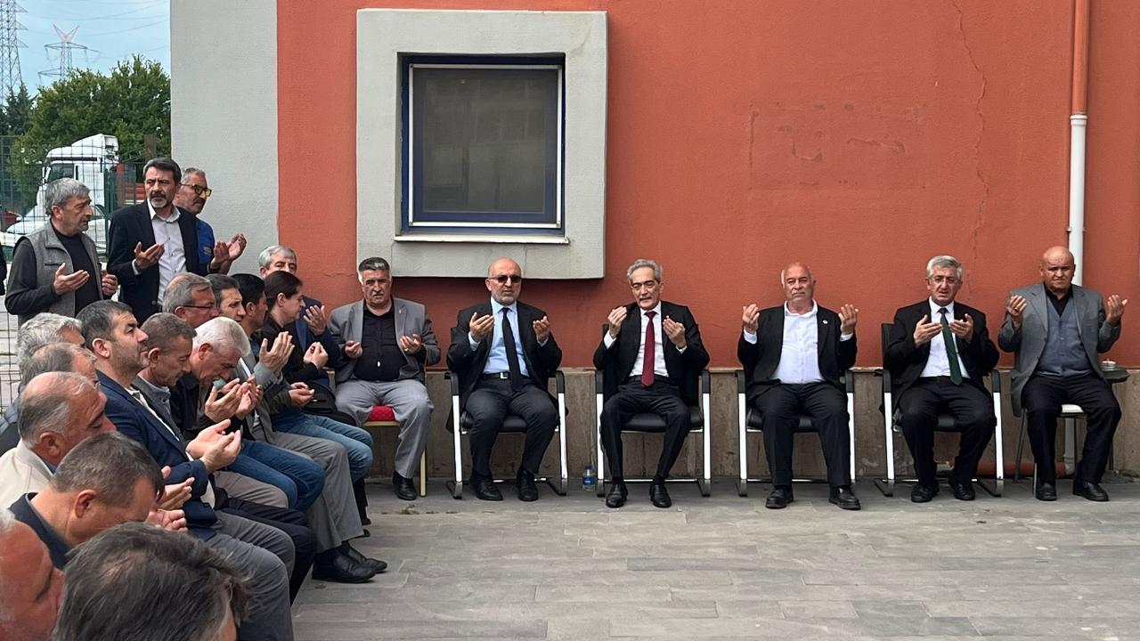 ESOB BAŞKANI CENGİZ ÜSTÜN MAZBATASINI ALARAK GÖREVE BAŞLADI