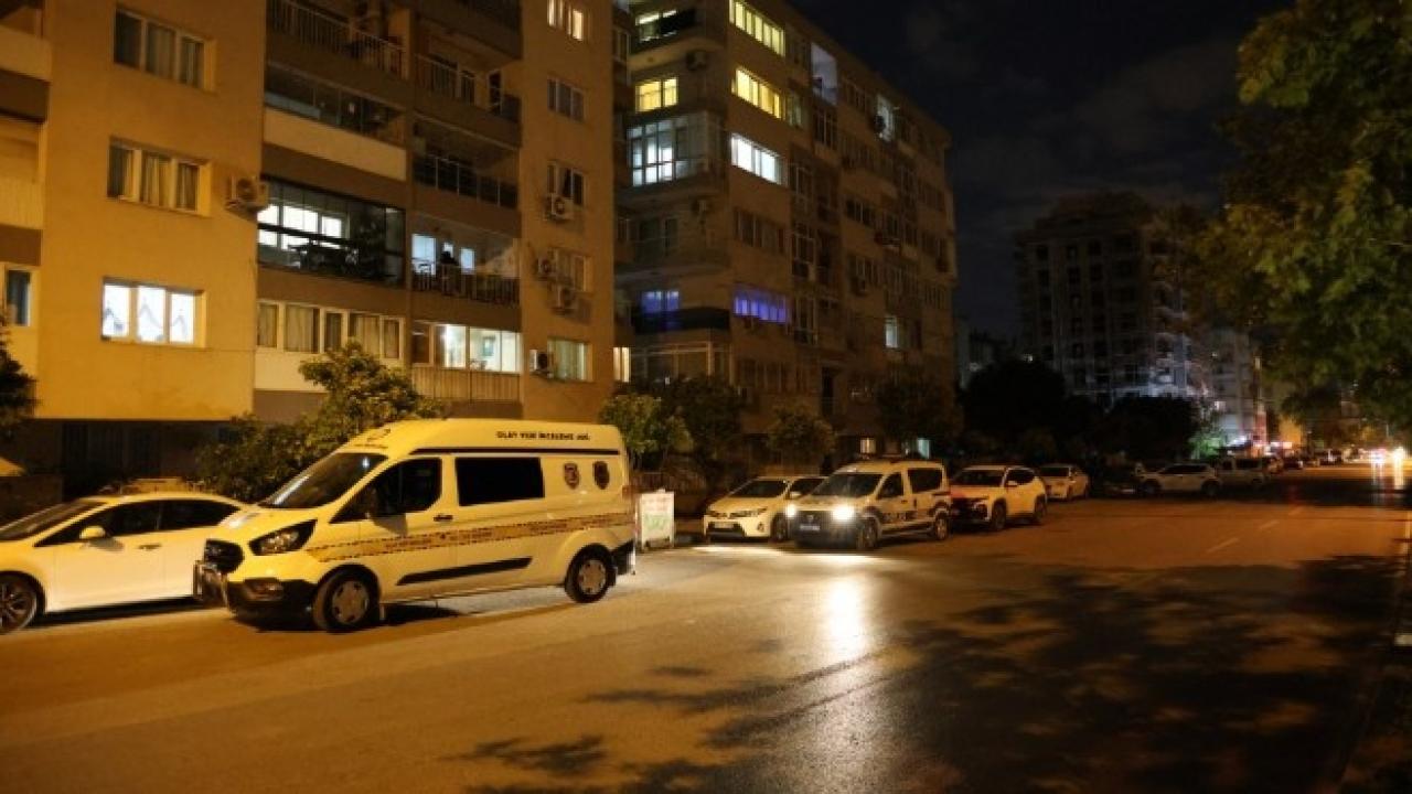 İzmir'de Korkunç Olay! Oğlunu Bıçaklayarak Öldürdü