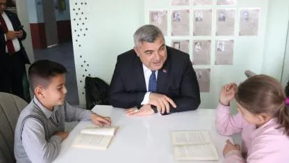 Müdür Sünnetci, Atlıhisar İlkokulu’nda Kitap Okuma Etkinliğine Katıldı