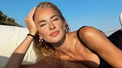 Burcu Esmersoy: “Sevgi İhtiyacı Olan Bir Çocuğa Sevgi Vermeyi Çok İsterim”