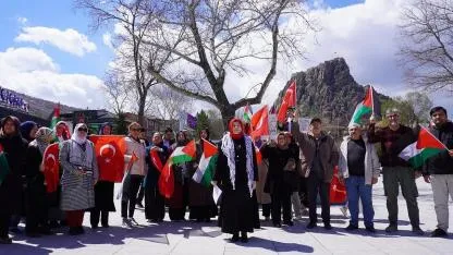 Kadınanalar Kültür Derneği'nden Küresel Sumud Filosuna Destek: "İnsanlığın Vicdanı Susturulamaz!"