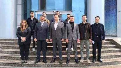 Kendini Türk Hisseden Herkesi Pazar Günü Yürüyüş Ve Açılışımıza Bekliyoruz