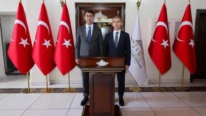 İki Komşu Şehrin Valileri Afyonkarahisar’da Buluştu