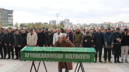 Tahir Yeter Son Yolculuğuna Gözyaşlarıyla Uğurlandı