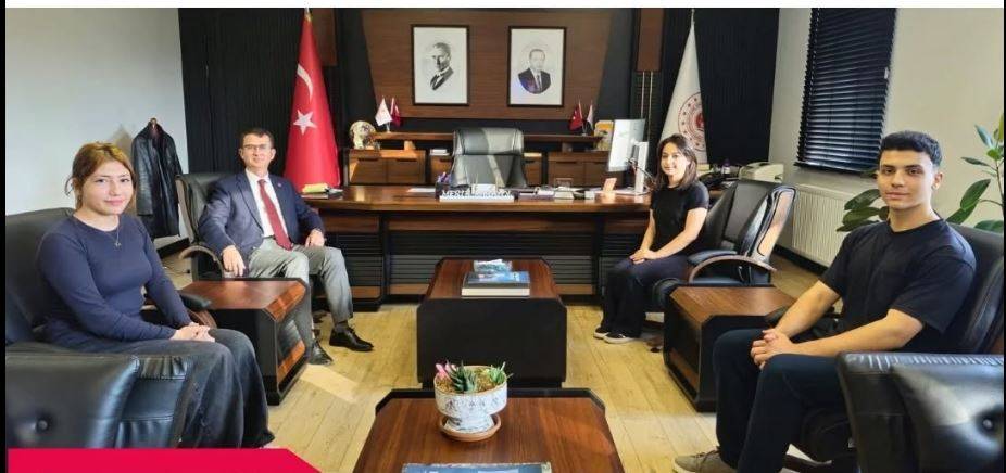Dumlupınar BİLSEM Öğrencilerinden Müdür Karayol’a Ziyaret
