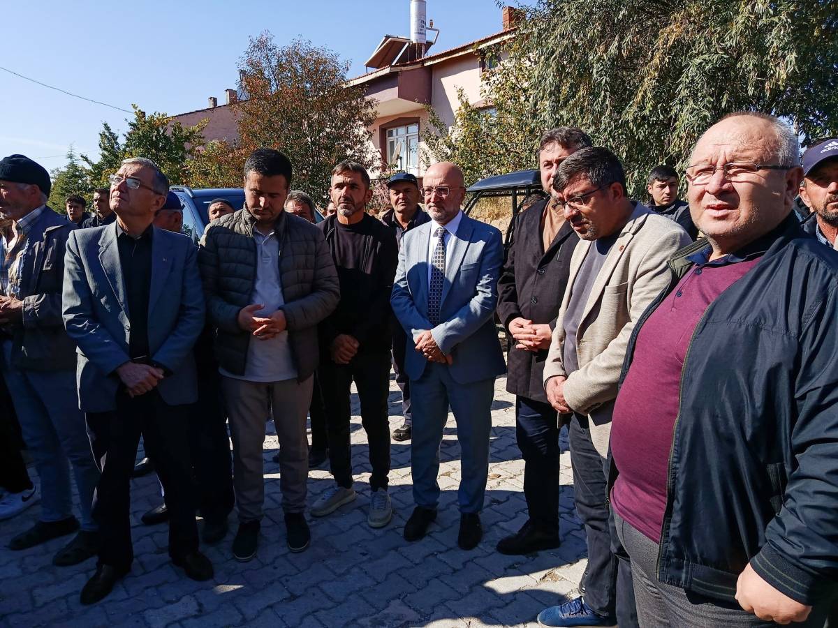 AK Parti İl Başkanı Şahin,  Eren El’in  Cenaze Törenine  Katıldı