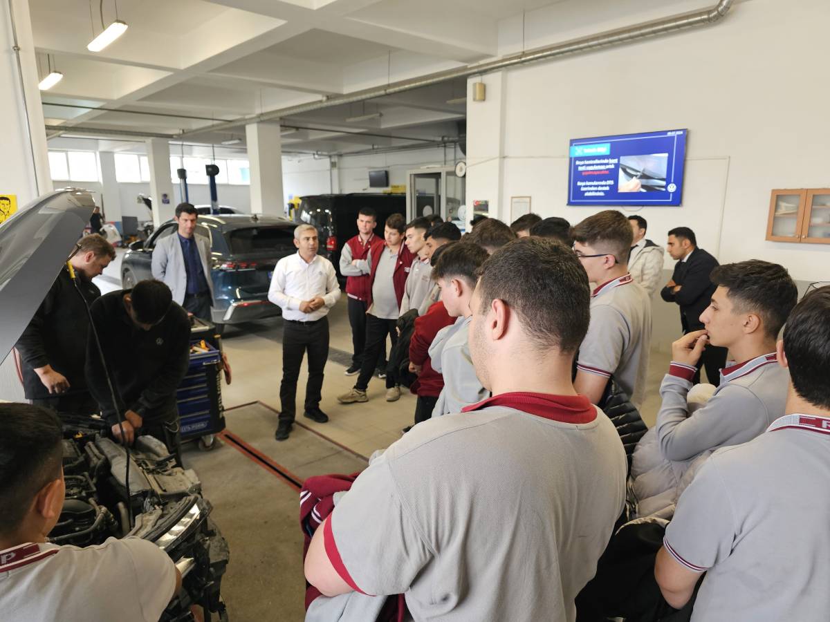 Afyonkarahisar Rahmiye Sare Palalı Teknik Koleji’nden DEMOTO Yetkili Servisine Teknik Gezi