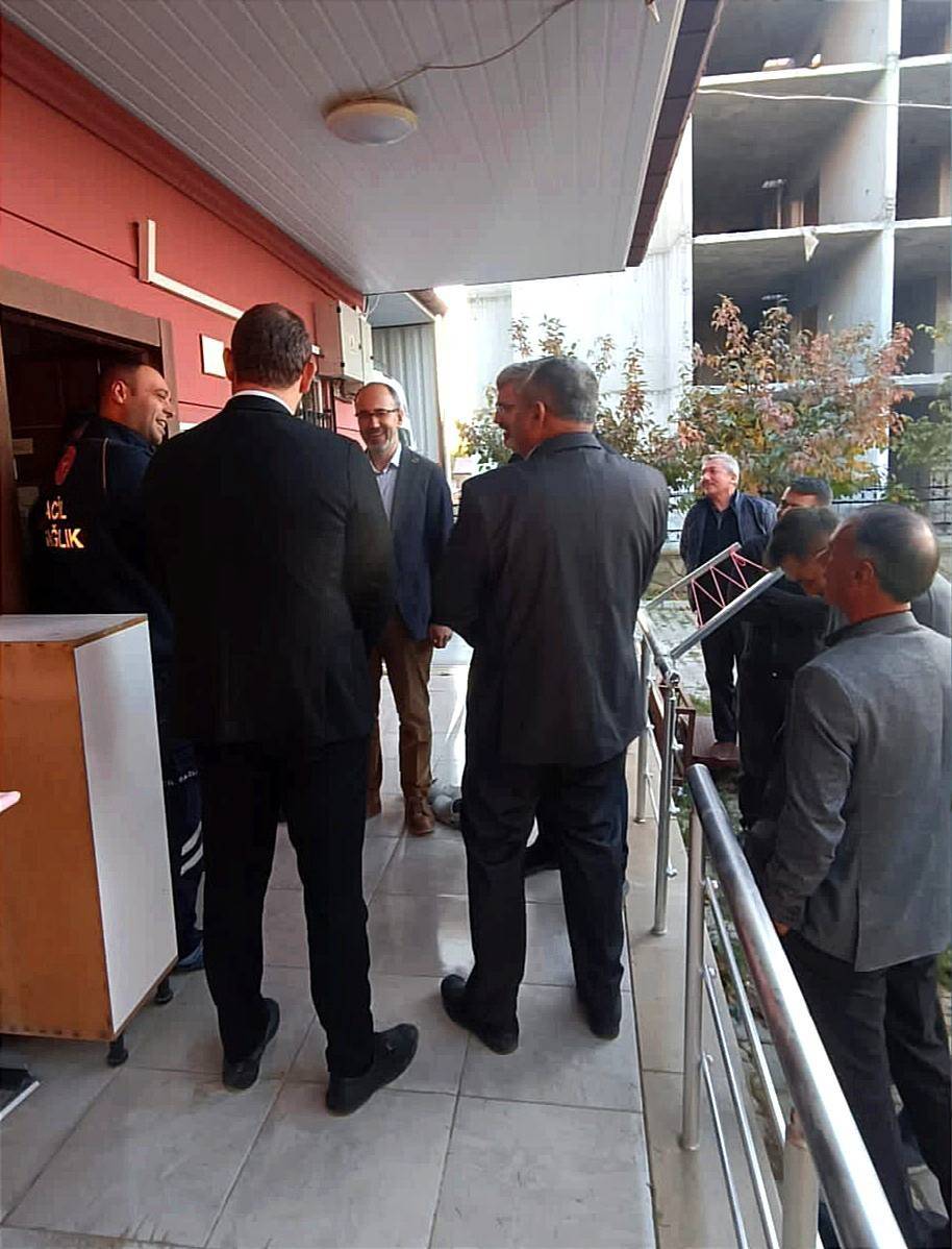 AK Parti Milletvekili Özkaya ve İl Müdürü Öztürk'ten Belde Ziyaretleri