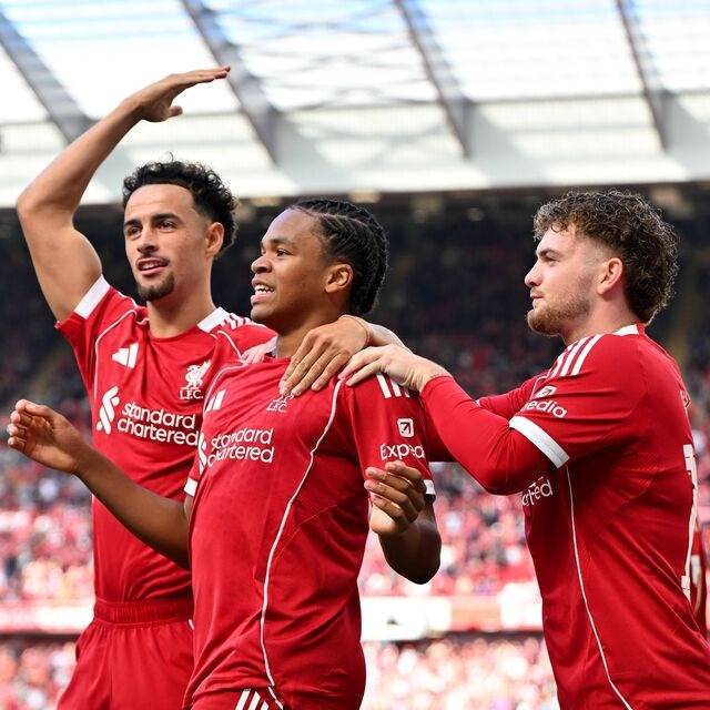 Liverpool Evinde Şok Yaşadı: Crystal Palace 2-0 Kazandı!