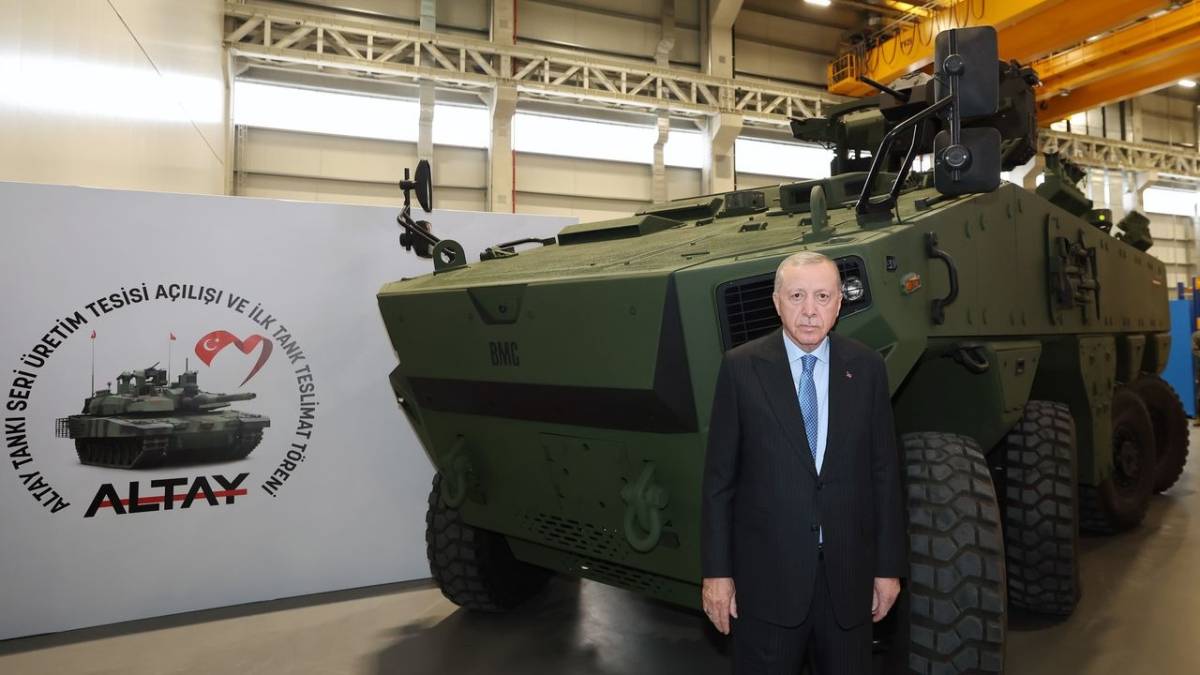 Yeni Altay Tankı  Türk Silahlı Kuvvetleri'ne Teslim Edildi!