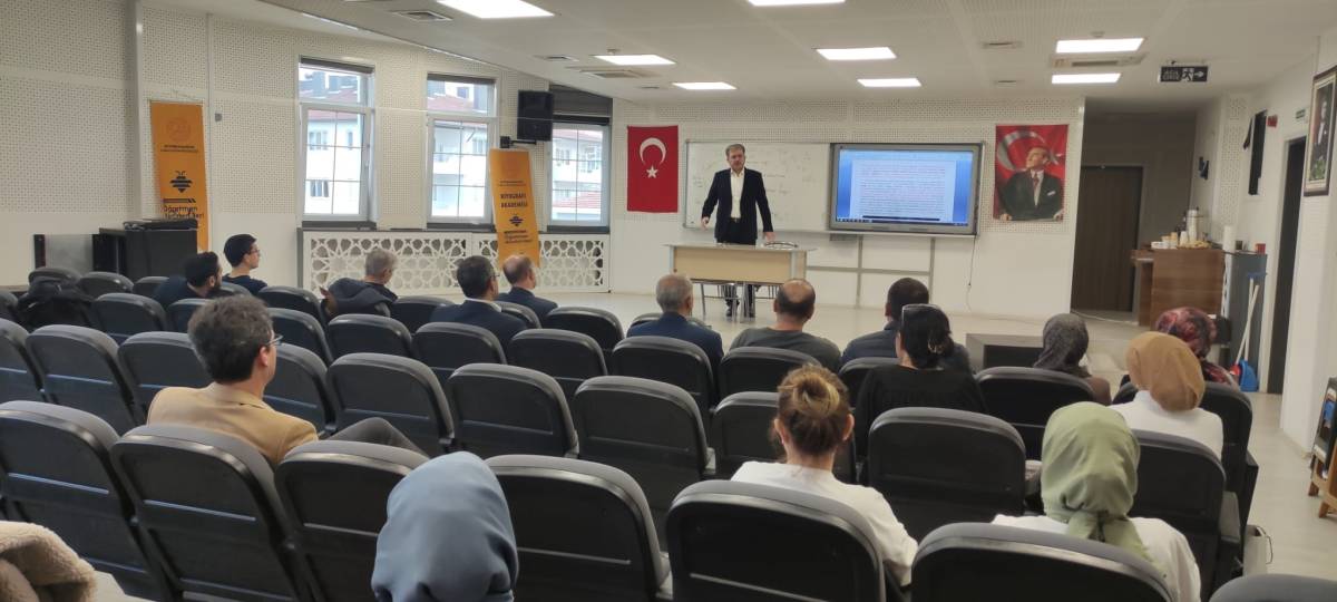 Afyonkarahisar’da Öğretmen Akademileri Etkinlikleri Başladı