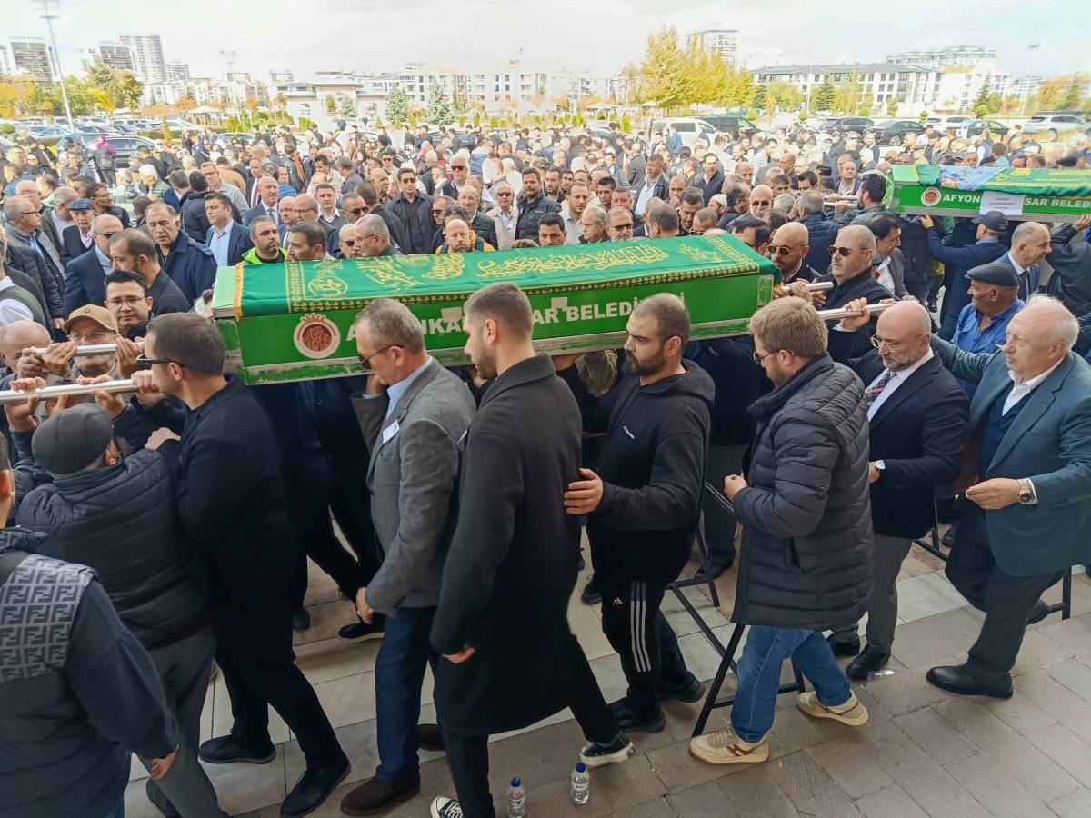 Afyonkarahisarlı İş İnsanı Sami Özer Son Yolculuğuna Uğurlandı