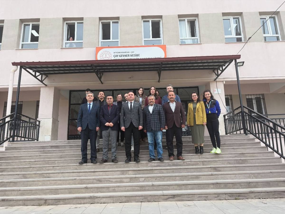 Çay Belediyesi’nde “Yeşil Masa” Dönemi Başladı