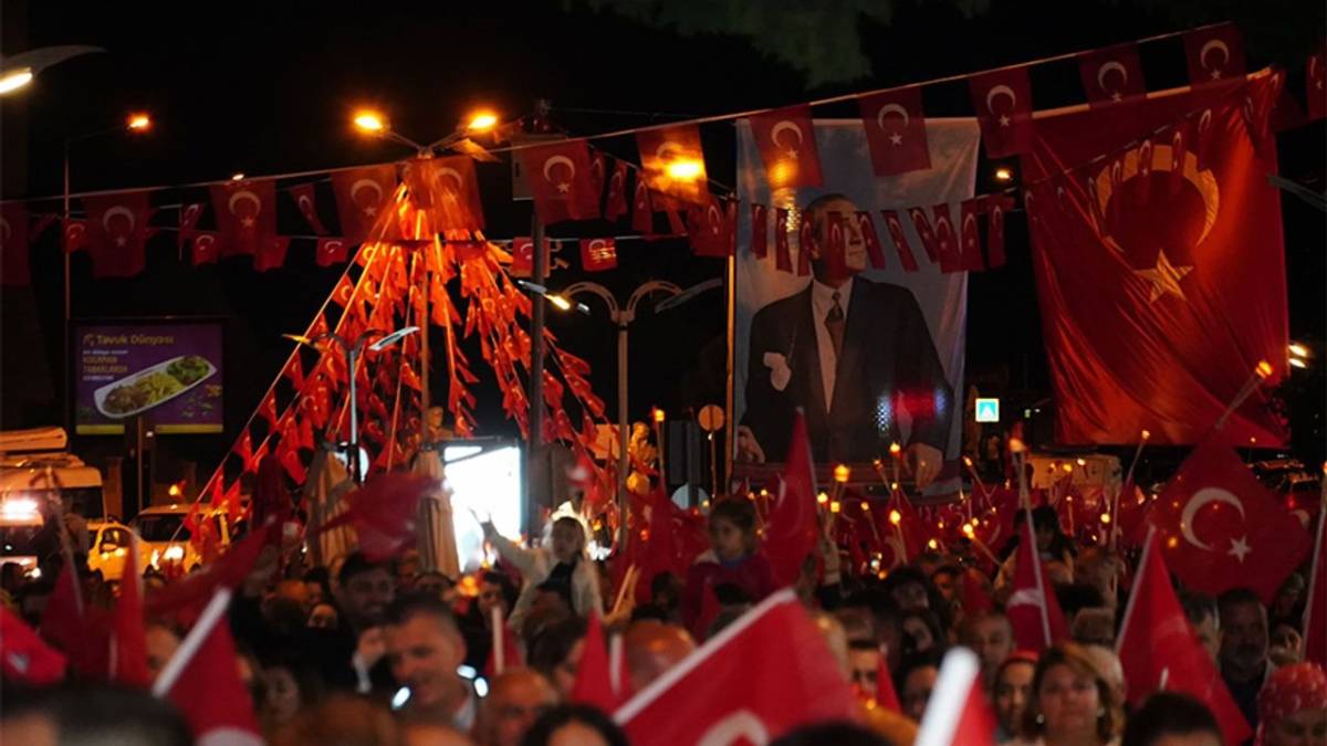 Ankara- İzmir 29 Ekim Cumhuriyet Bayramı Kutlamaları ve Etkinlikleri Tüm Detaylar!