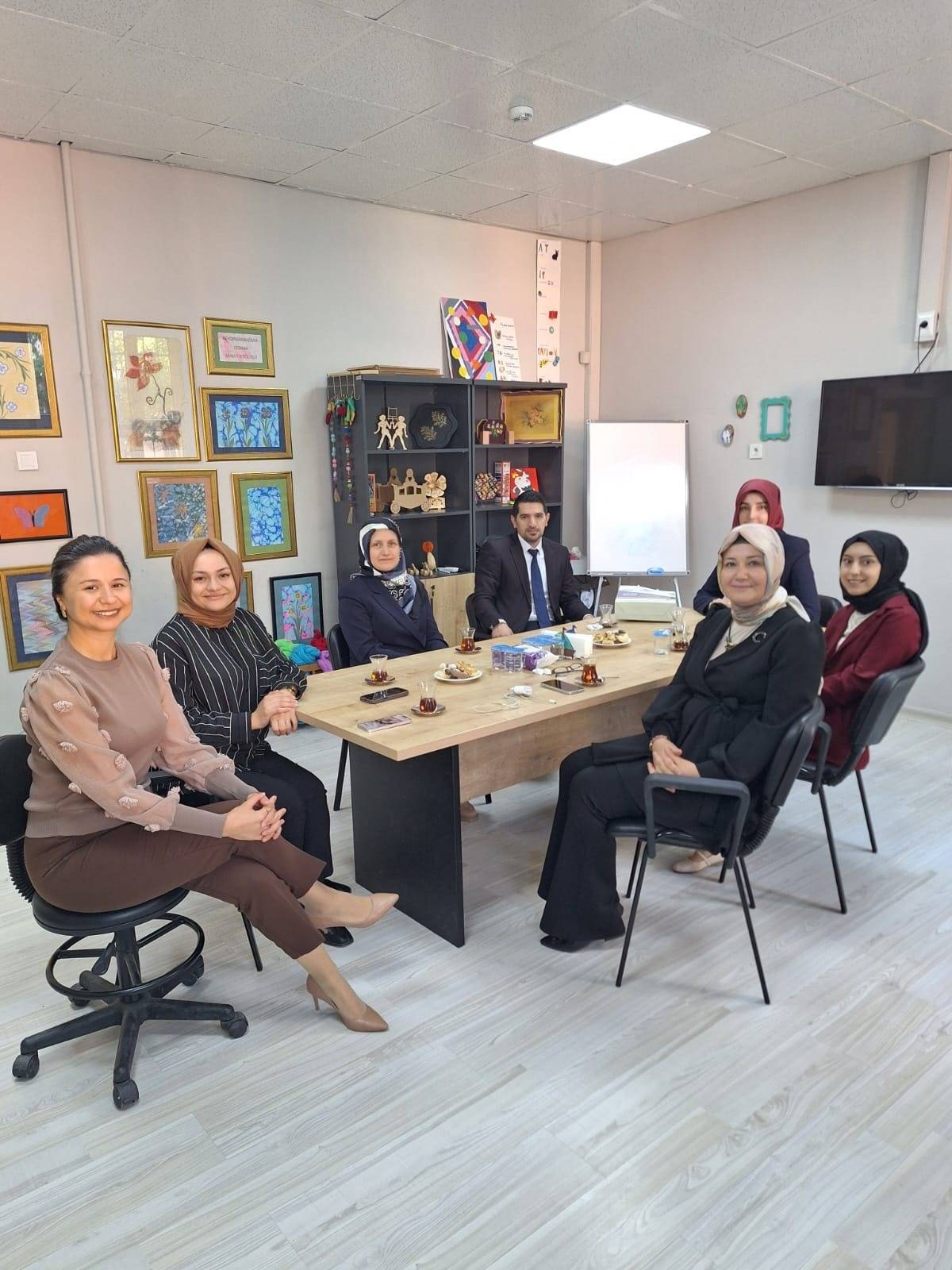 İl Müftülüğünden Yeşilay YEDAM'a Ziyaret