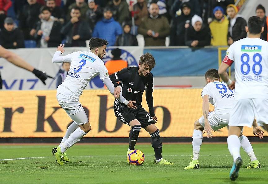 Kasımpaşa - Beşiktaş Maçı Ne Zaman, Saat Kaçta, Hangi Kanalda? Muhtemel İlk 11'ler