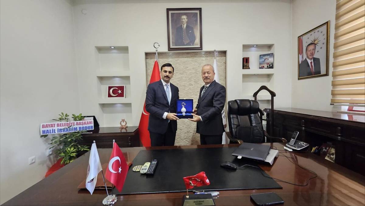 MHP Afyonkarahisar Heyetinden Bayat Kaymakamı Akdağ’a Ziyaret