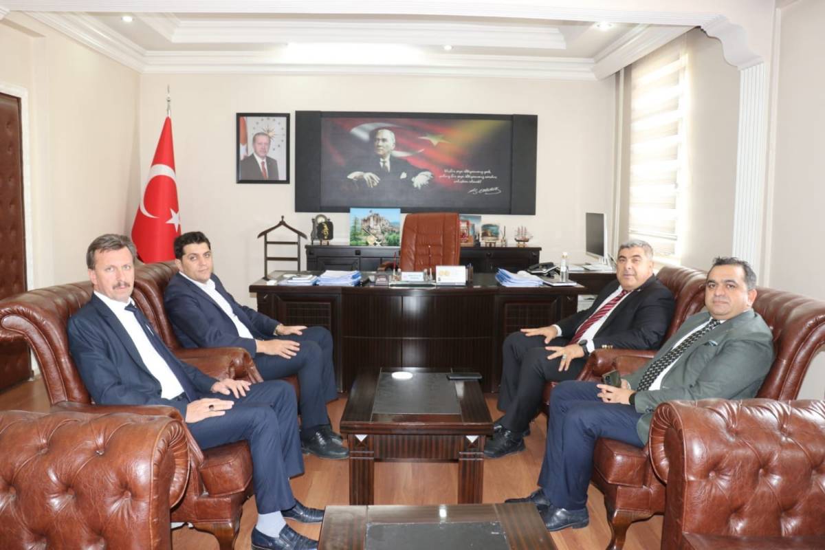 Müdür Sünnetci, Başmakçı Kaymakamı Çelik’i Ziyaret Etti