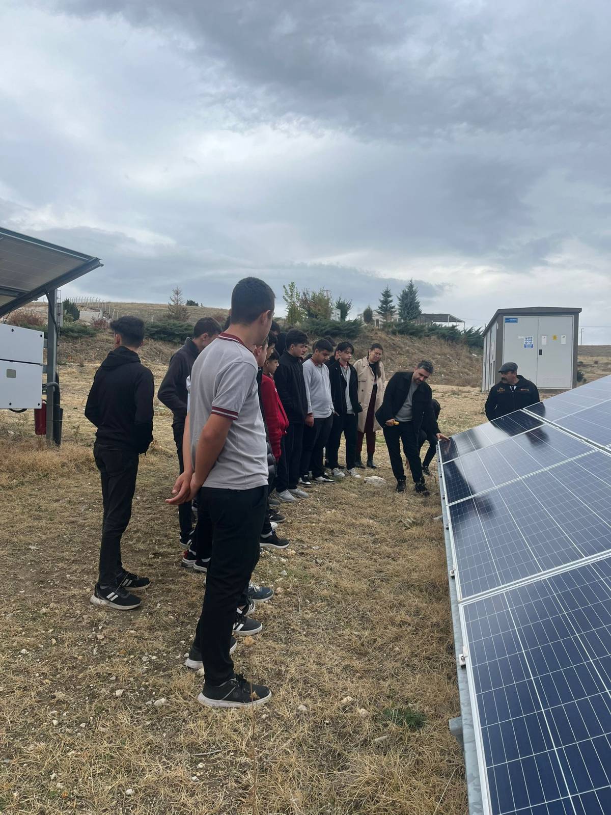 Rahmiye Sare Palalı Teknik Koleji'nden Güneş Enerjisi Santraline Teknik Gezi