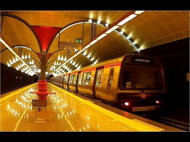 Bakırköy Metro İstasyonunda Bir Kişi Raylara Atladı!