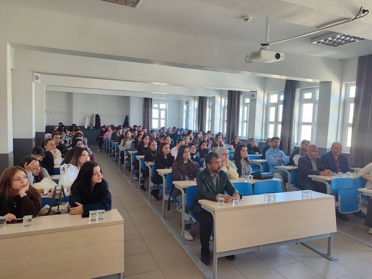Şuhut’ta “İlk Kıblemiz Kudüs” Konulu Konferans Düzenlendi