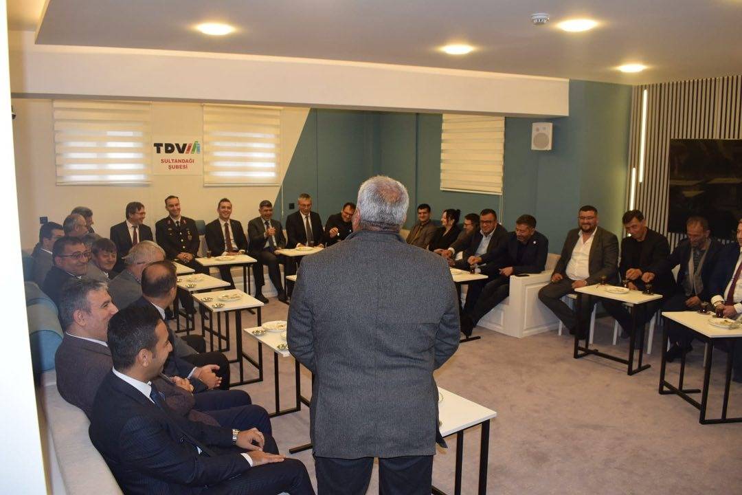 Sultandağı Kaymakamı Demirci, Muhtarlarla Buluştu