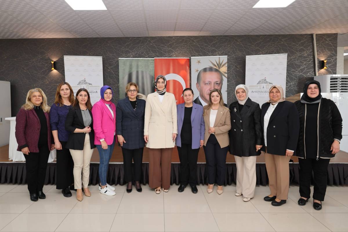 Vali Yiğitbaşı, Muhtarlarla Bir Araya Geldi