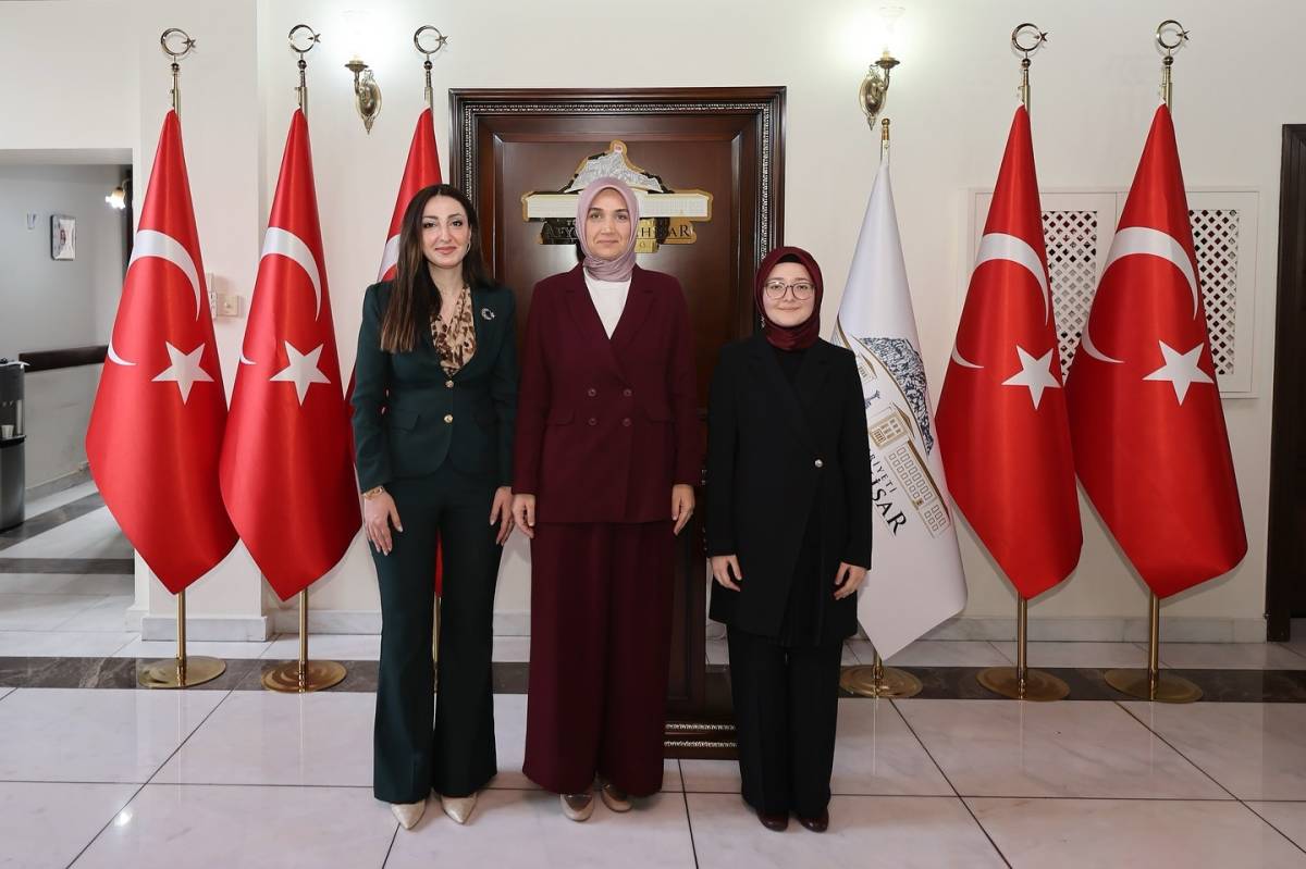 Vali Yiğitbaşı, Yeni Görevlerine Atanan Kaymakamları Makamında Ağırladı