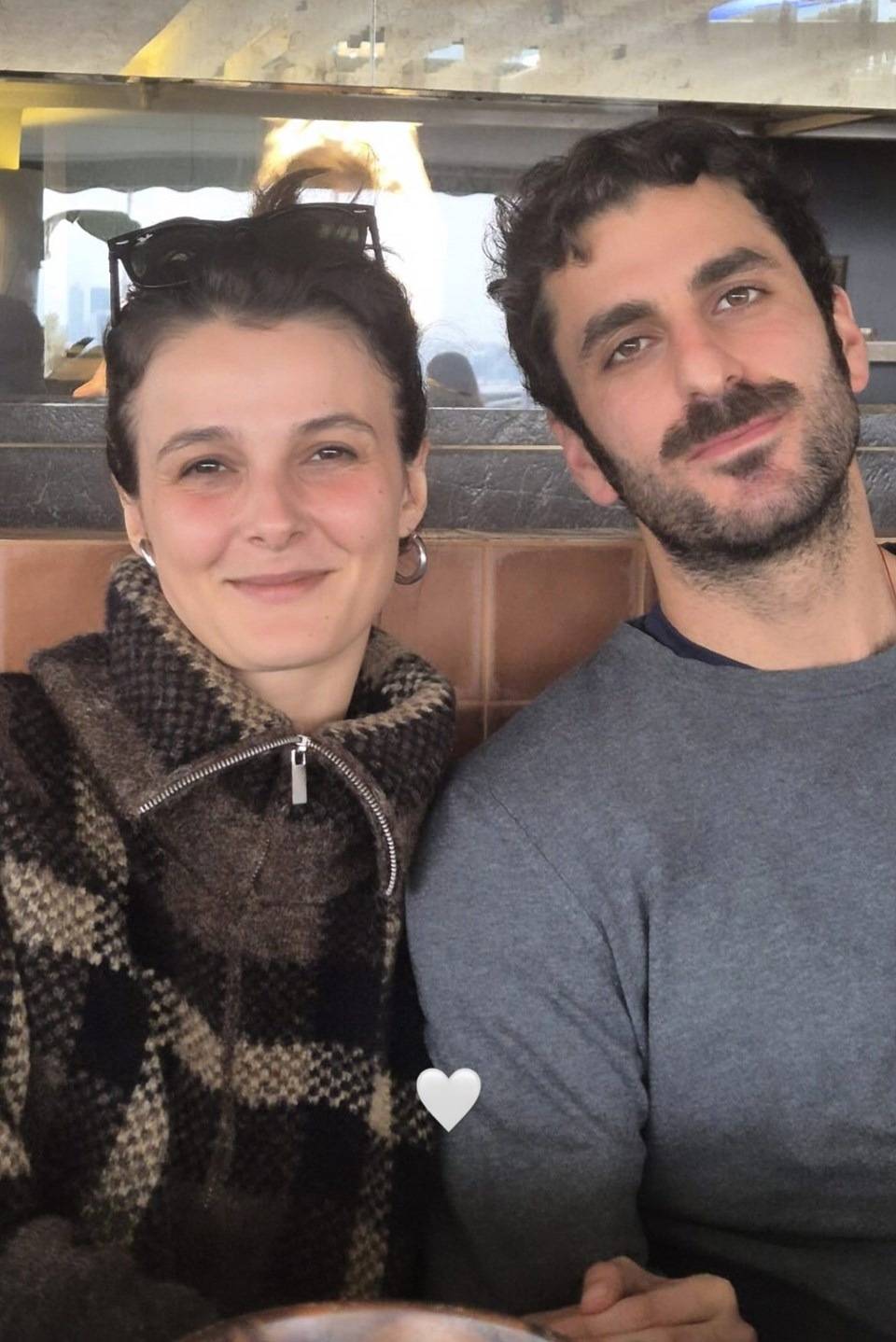 Büşra Develi ve Sevgilisinden Yeni Paylaşımı Hayranlardan Büyük İlgi Gördü!