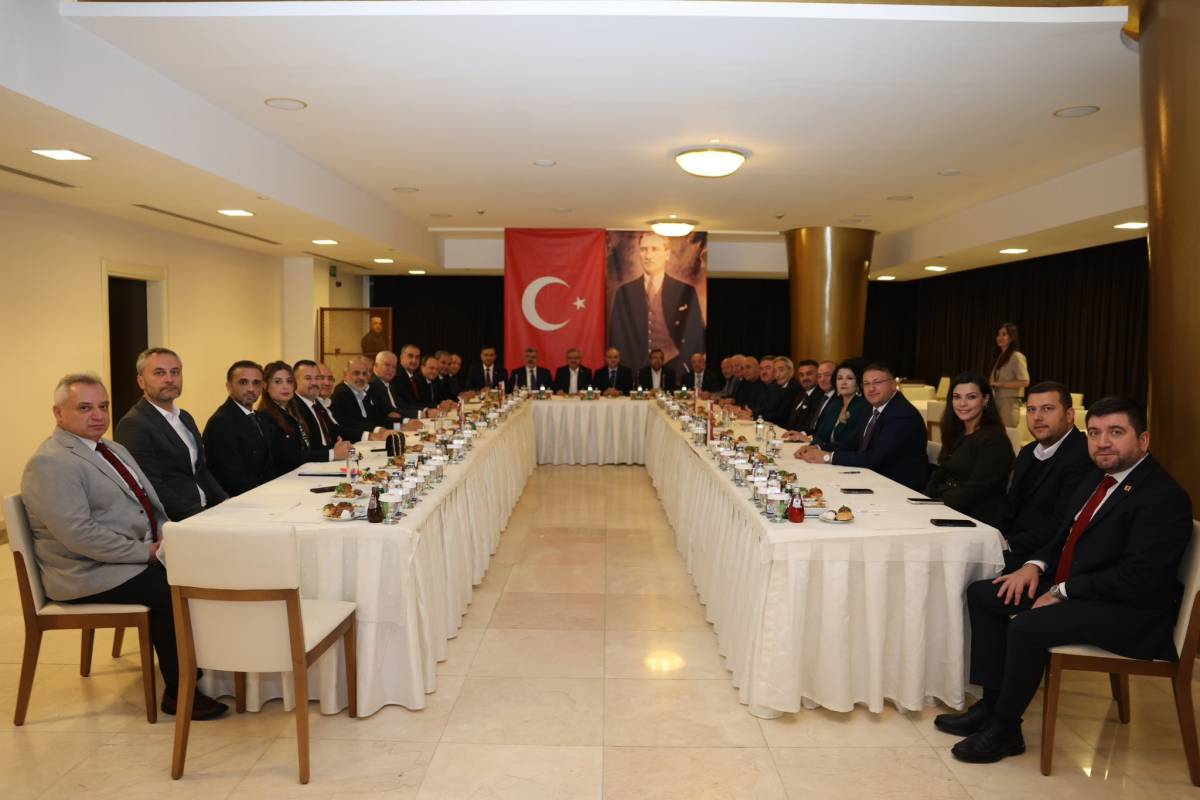 AK Parti Afyonkarahisar’da “İş Dünyası Buluşması” Gerçekleştirildi