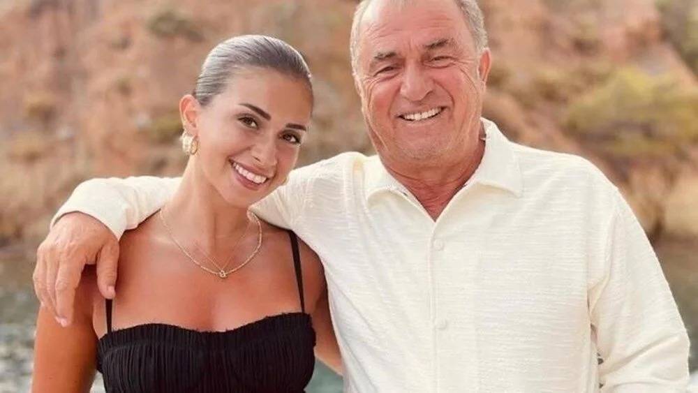 Buse Terim'den Aşk Yaşıyor İddialarına Cevap Geldi!