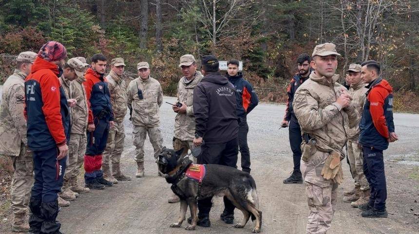 Kastamonu’da Kayıp Anne ve Oğlundan 7 Gündür Haber Yok! Dronlar ve İz Köpekleriyle Arama Sürüyor!