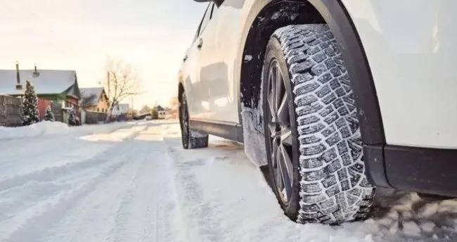 Ticari Taşıtlarda Zorunlu Kış Lastiği Uygulaması İçin Son Günler! Cezası Ne  Kadar?
