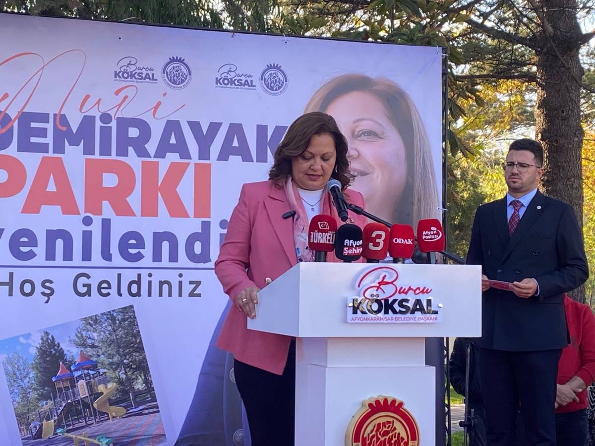 Afyonkarahisar’da Nuri Demirayak Parkı Hizmete Açıldı