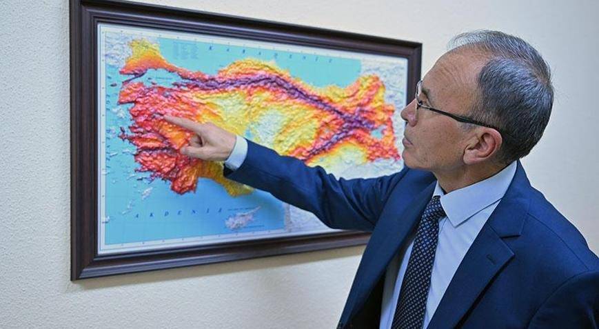 Sındırgı’da 30 Kilometrelik Kırılma: Deprem Uzmanı Özmen'den Kritik Uyarı!