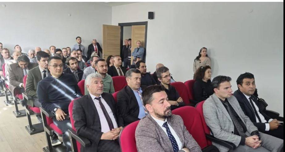 Afyonkarahisar Çevre Şehircilik İl Müdürlüğü’nden Kadına Yönelik Şiddetle Mücadele Semineri