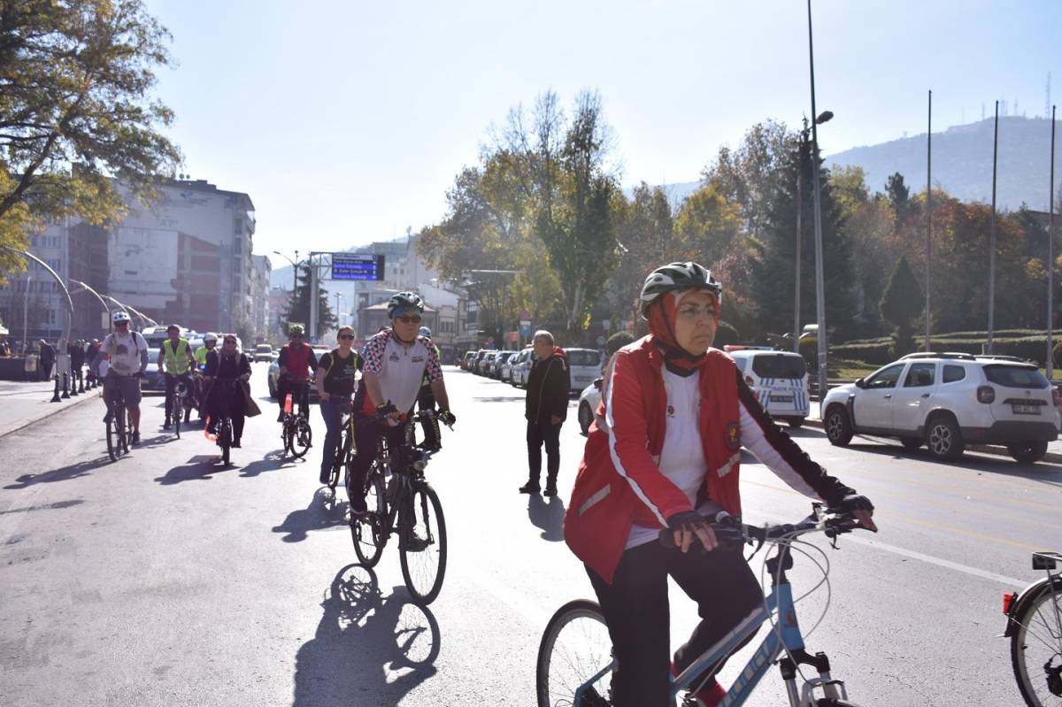 Afyonkarahisar’da 10 Kasım Atatürk'ü Anma Spor Müsabakaları Tamamlandı
