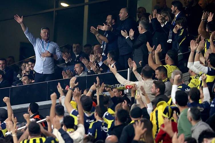 Fenerbahçe Yönetiminden Dikkat Çeken Derbi Kararı!